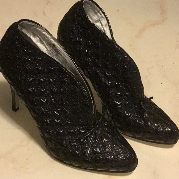 XOXO Shoes - XOXO